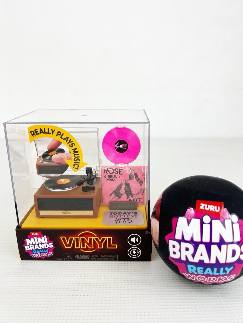 Mini Brands Really Works MINI RECORD PLAYER + CAPSULE Vinyl Playset Series 1 NEW